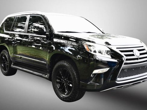 Used 2016 Lexus GX 460 Luxury AWD/4WD image 9