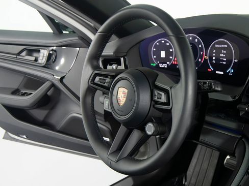 Certified 2026 Porsche Panamera 4 AWD/4WD image 34