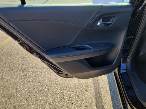 Used 2016 Honda Accord EX image 13