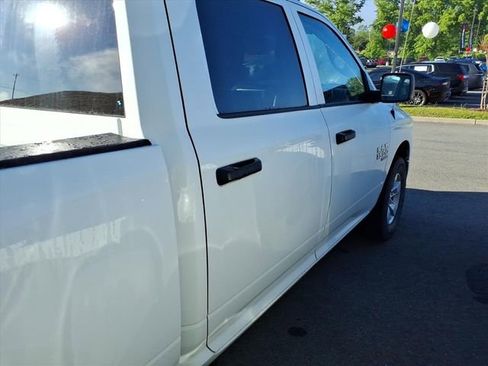 Used 2023 RAM 1500 Classic SLT w/ Electronics Group AWD/4WD image 9