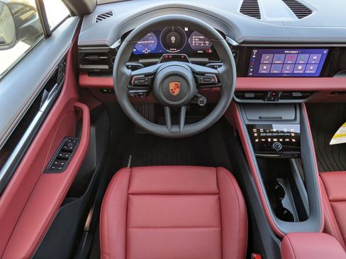 New 2026 Porsche Macan 4 Electric AWD/4WD image 15