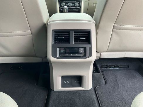 Certified 2023 Volkswagen Atlas SE AWD/4WD image 17
