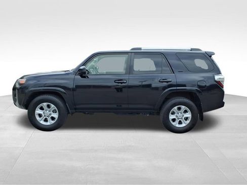 Used 2022 Toyota 4Runner SR5 image 4