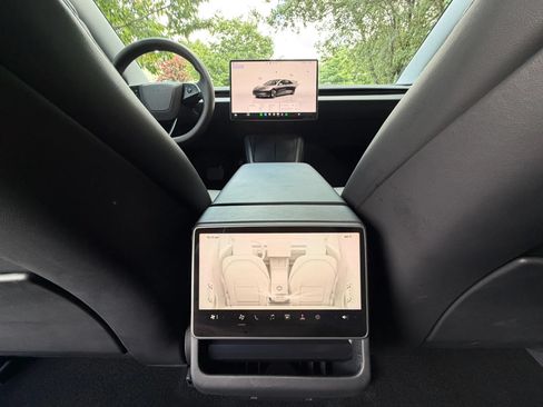 Used 2024 Tesla Model 3 Standard Range RWD image 14