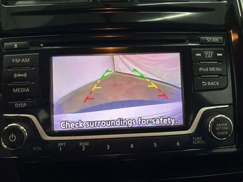 Used 2017 Nissan Versa Note SV image 15