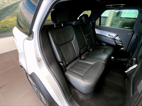 Used 2024 Land Rover Range Rover Sport SE image 20