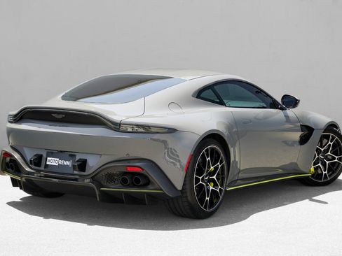Used 2020 Aston Martin V8 Vantage AMR RWD image 3