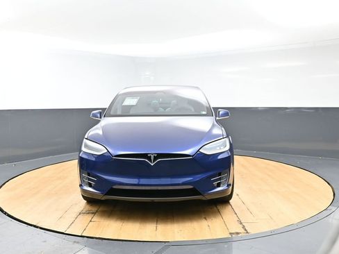 Used 2017 Tesla Model X 90D image 12