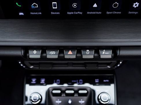 Used 2024 Porsche 911 Targa 4 GTS w/ Premium Package image 84