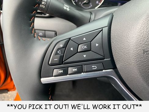 Used 2025 Nissan Sentra SR FWD image 16