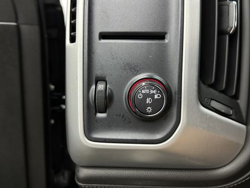 Used 2016 GMC Sierra 1500 SLE w/ SLE Value Package RWD image 16