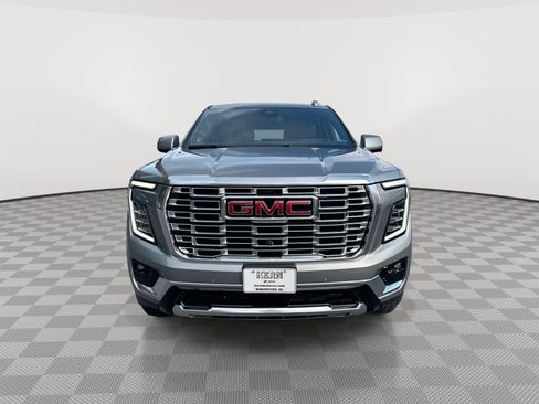 New 2026 GMC Yukon XL Denali w/ Sun & Power Step Package AWD/4WD image 3