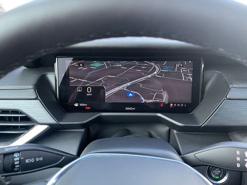 New 2026 GMC Acadia Elevation image 15