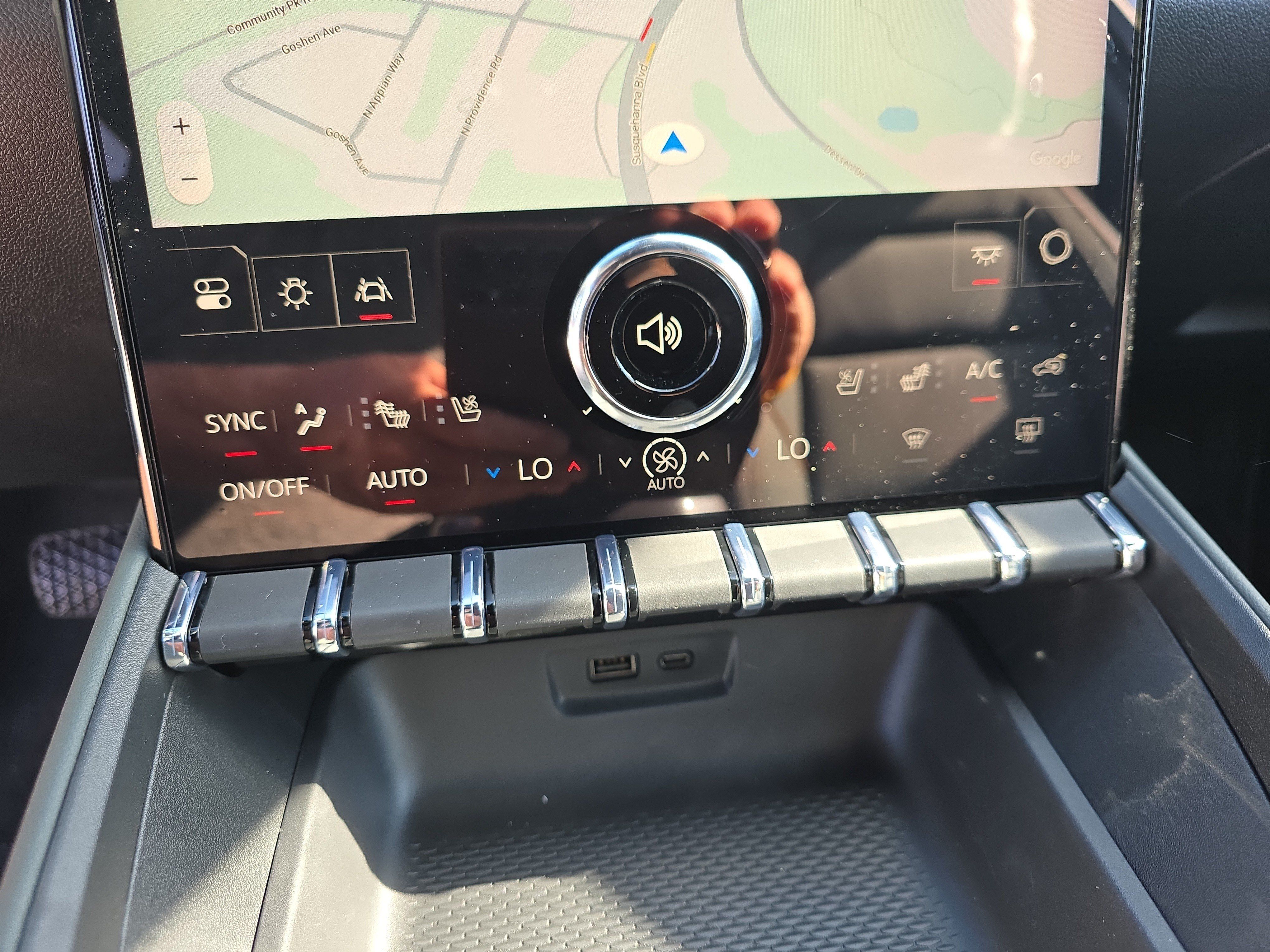 New 2027 GMC Terrain AT4 w/ Convenience Package III AWD/4WD image 32