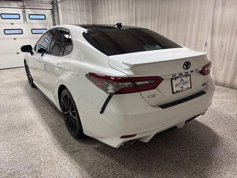 Used 2022 Toyota Camry XSE w/ Navigation Package FWD image 6