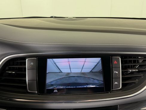 Used 2023 Buick Enclave Essence w/ Sport Touring Edition image 14