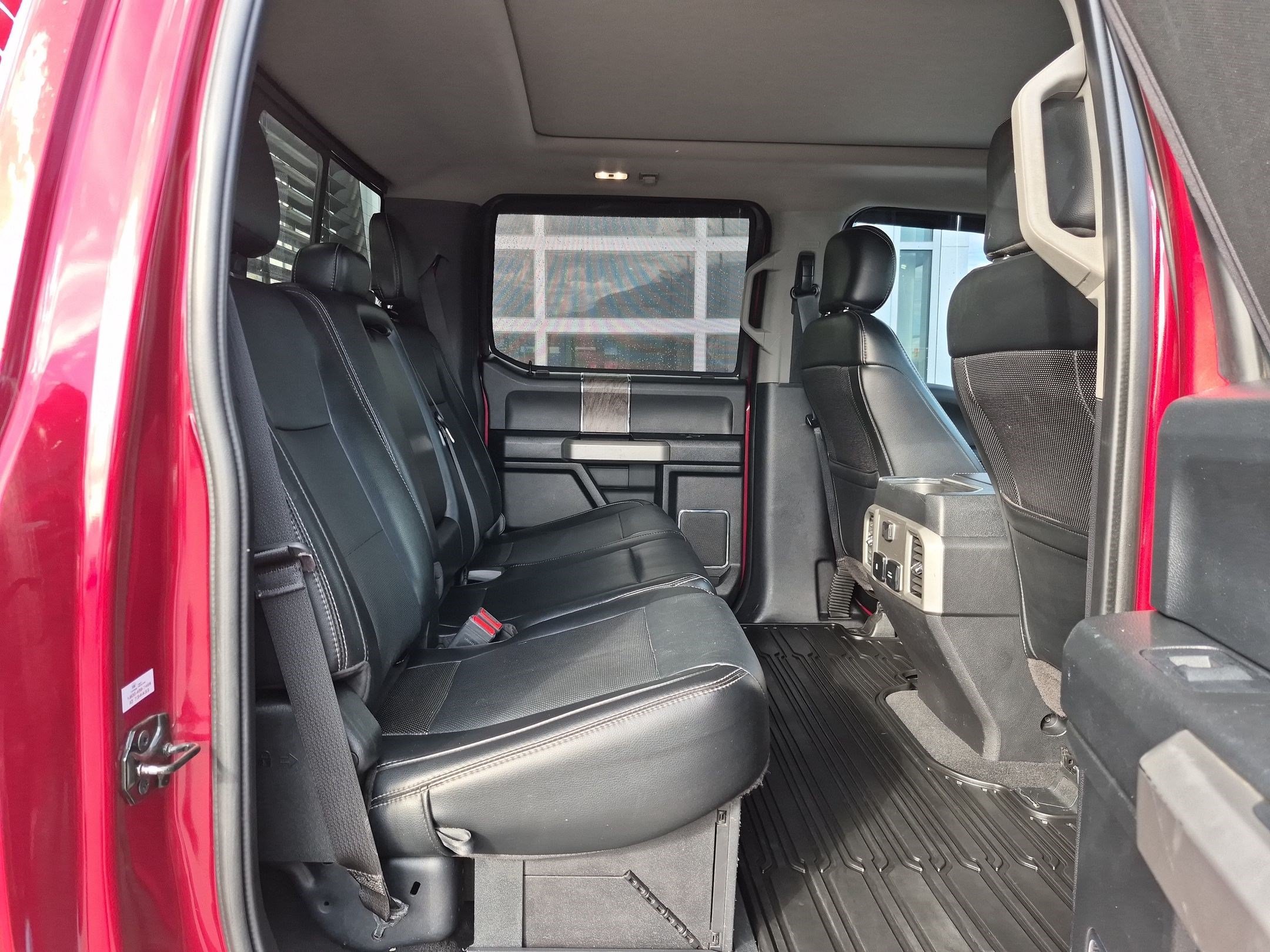 Used 2019 Ford F350 Lariat w/ Lariat Ultimate Package AWD/4WD image 31