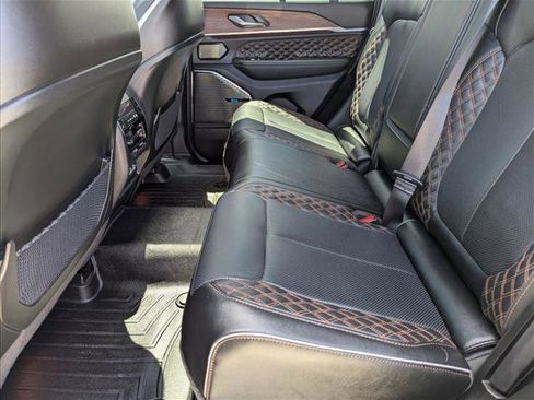 Used 2023 Jeep Grand Cherokee Summit w/ Advanced Protech Group IV AWD/4WD image 20