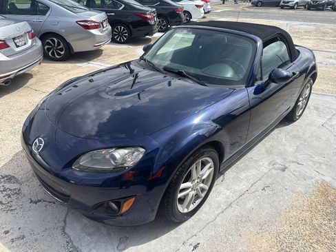 Used 2012 MAZDA MX-5 Miata Sport RWD image 1