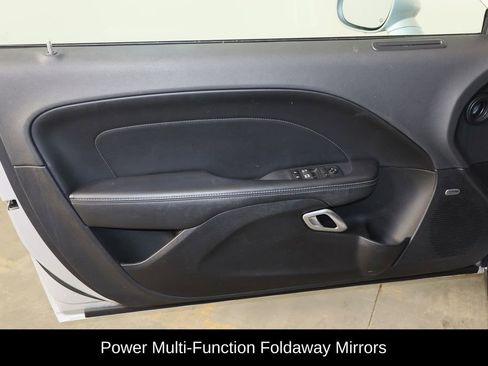 Used 2019 Dodge Challenger R/T w/ Plus Package image 20