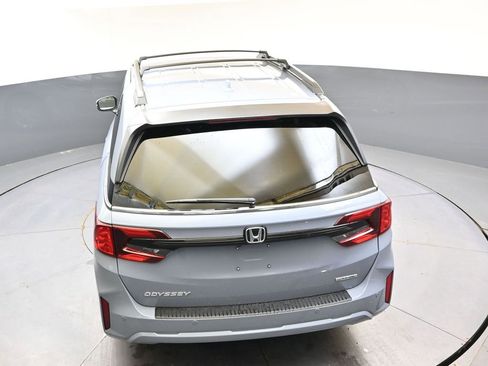 Used 2025 Honda Odyssey Touring image 43