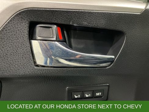 Used 2016 Toyota RAV4 Limited image 12