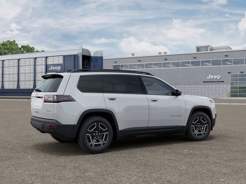 New 2026 Jeep Cherokee Laredo AWD/4WD image 4