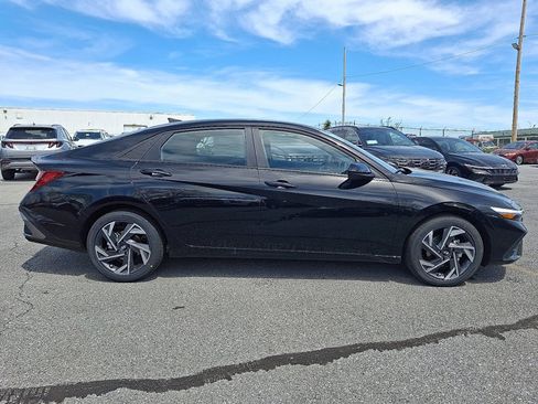 New 2026 Hyundai Elantra Sport FWD image 7