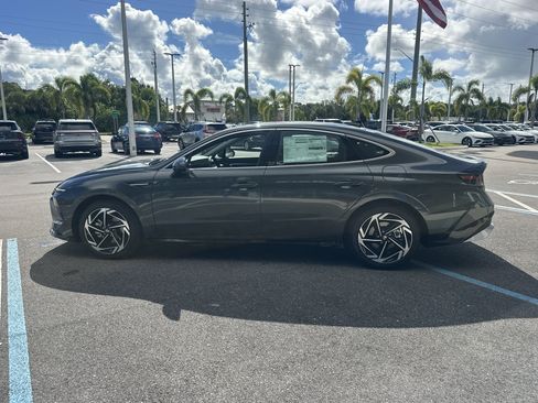 New 2026 Hyundai Sonata SEL FWD image 9