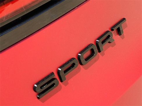 Used 2025 Land Rover Range Rover Sport image 12