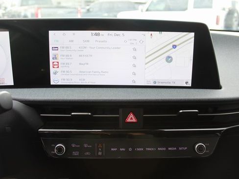 Used 2022 Kia EV6 Wind image 22