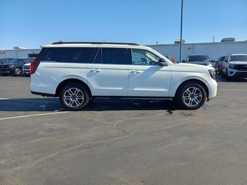 Used 2025 Ford Expedition Max Active image 5