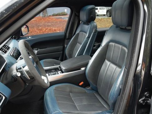 Used 2021 Land Rover Range Rover Sport HST image 28