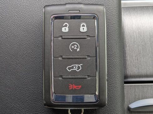 New 2026 Jeep Grand Wagoneer 2WD w/ 8-Passenger Seating Package image 32