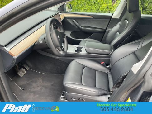 Used 2023 Tesla Model Y Long Range AWD/4WD image 28