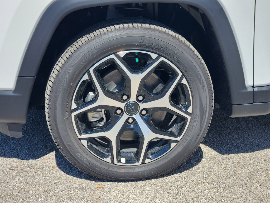 New 2026 Jeep Compass Limited AWD/4WD image 9