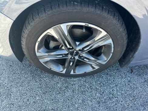 Used 2023 Kia K5 EX FWD image 9