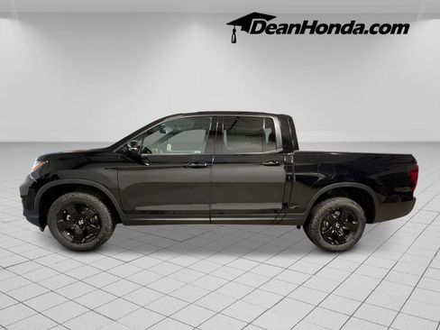 New 2026 Honda Ridgeline Black Edition image 2