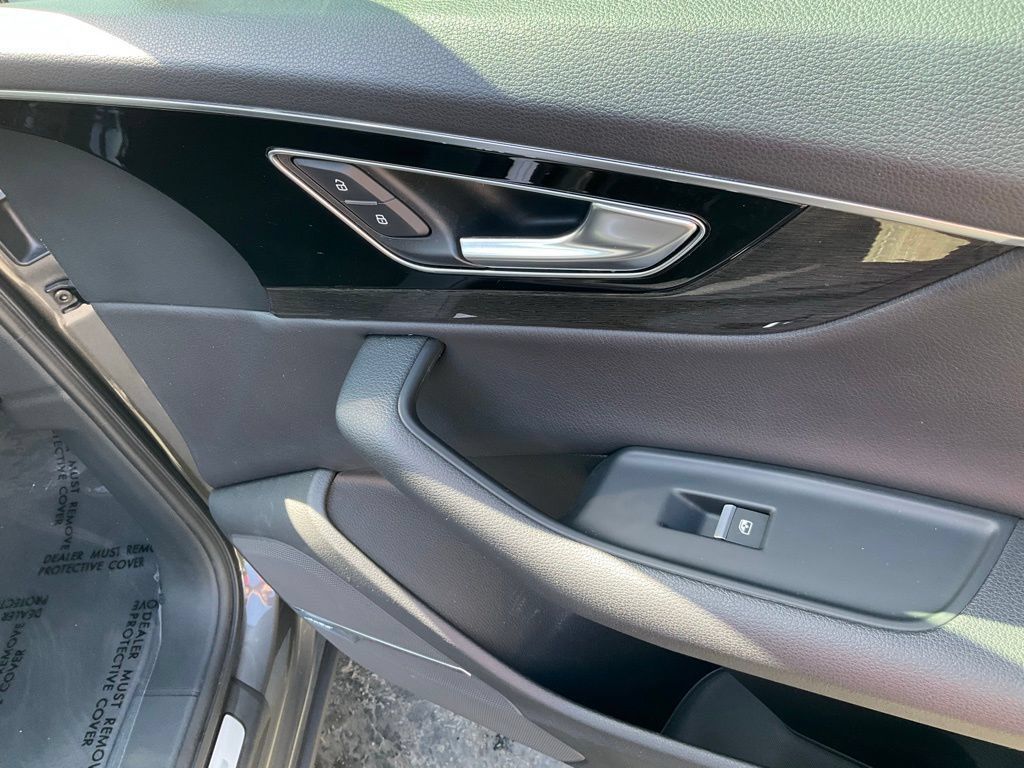 Used 2019 Audi Q7 3.0T Prestige w/ Prestige Package AWD/4WD image 83