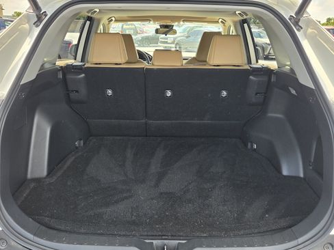 Used 2019 Toyota RAV4 XLE Premium FWD image 16