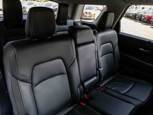 Certified 2024 Nissan Pathfinder SL image 26