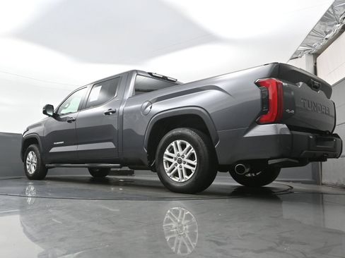 Used 2023 Toyota Tundra SR5 w/ SR5 Premium Package AWD/4WD image 31