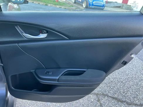 Used 2018 Honda Civic EX image 20