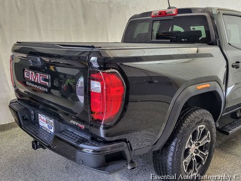 Used 2025 GMC Canyon AT4 AWD/4WD image 6