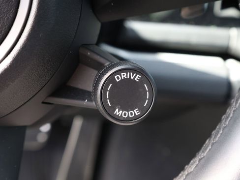 Used 2025 Porsche Panamera RWD image 40