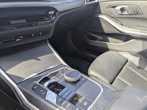 Used 2025 BMW 330i Sedan image 13
