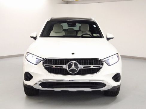 Certified 2025 Mercedes-Benz GLC 300 4MATIC image 3