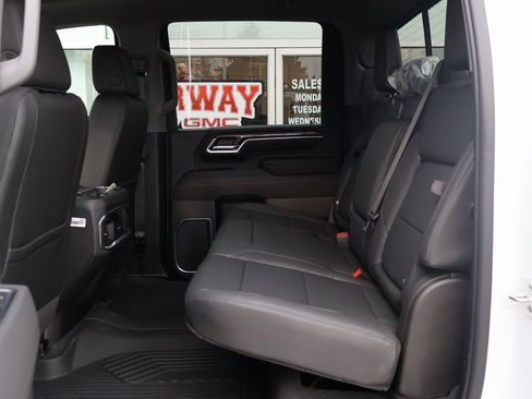 New 2026 Chevrolet Silverado 3500 LTZ image 28