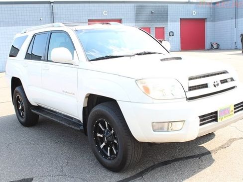 Used 2004 Toyota 4Runner SR5 AWD/4WD image 35