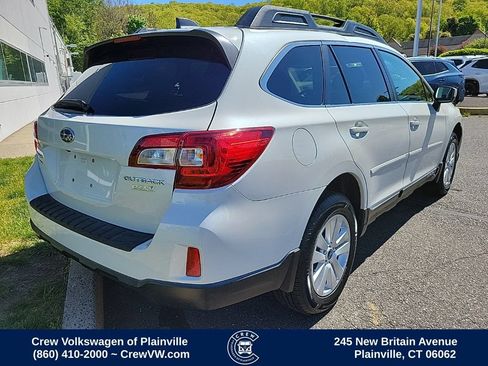 Used 2016 Subaru Outback 2.5i Premium AWD/4WD image 3